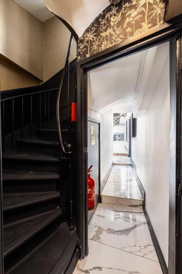 Cosy Bedroom - Tour Eiffel Champs De Mars 6A Paris Exterior photo